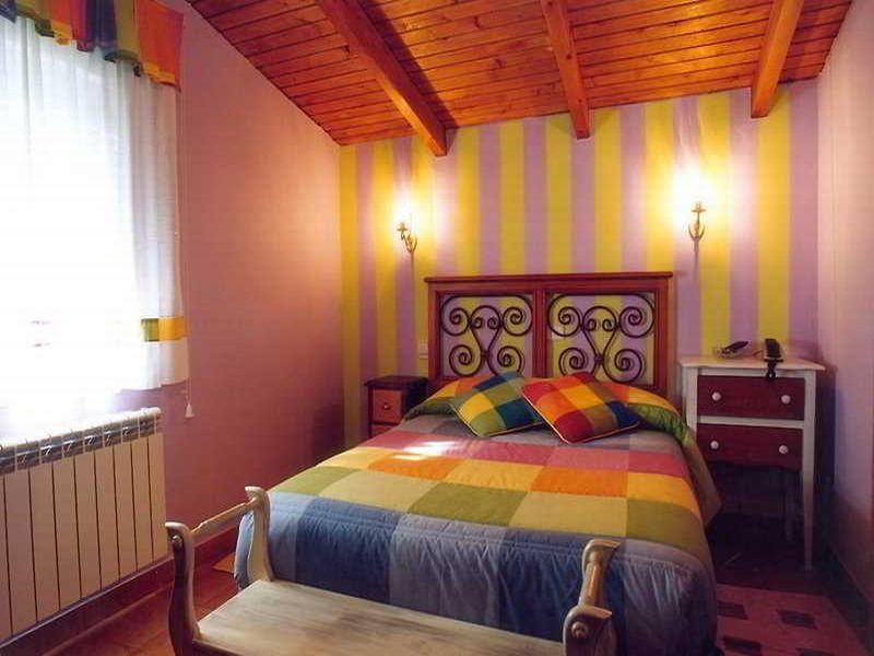 Husa Wuppertal Barreda  Room photo